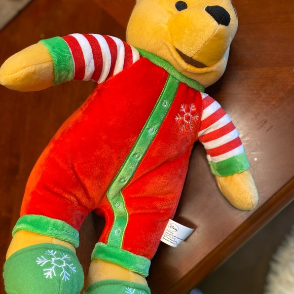 Rare Winnie the Pooh Christmas pajamas plush - Picture 4 of 6